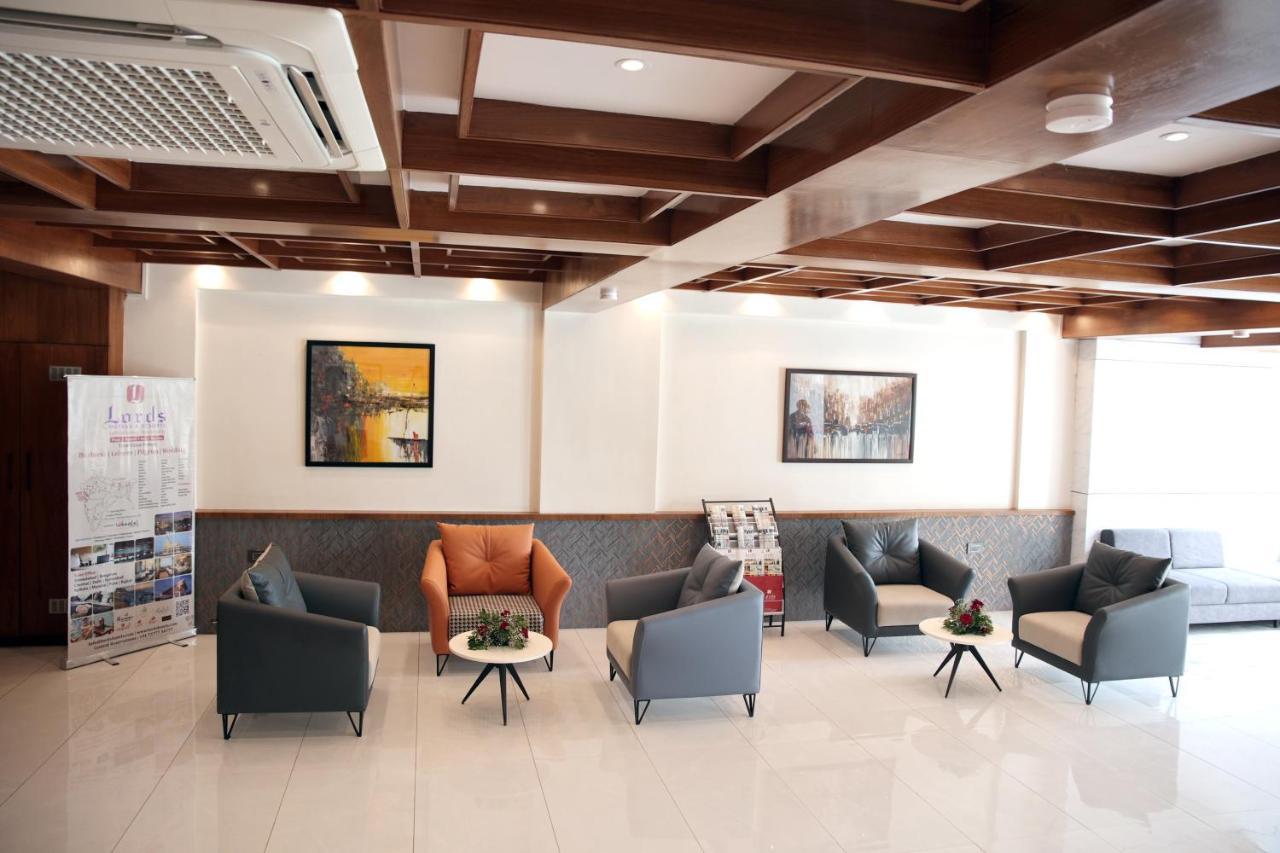 Lords Eco Inn, Ambaji Екстериор снимка