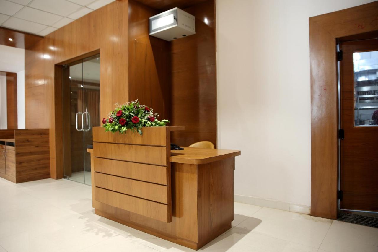 Lords Eco Inn, Ambaji Екстериор снимка