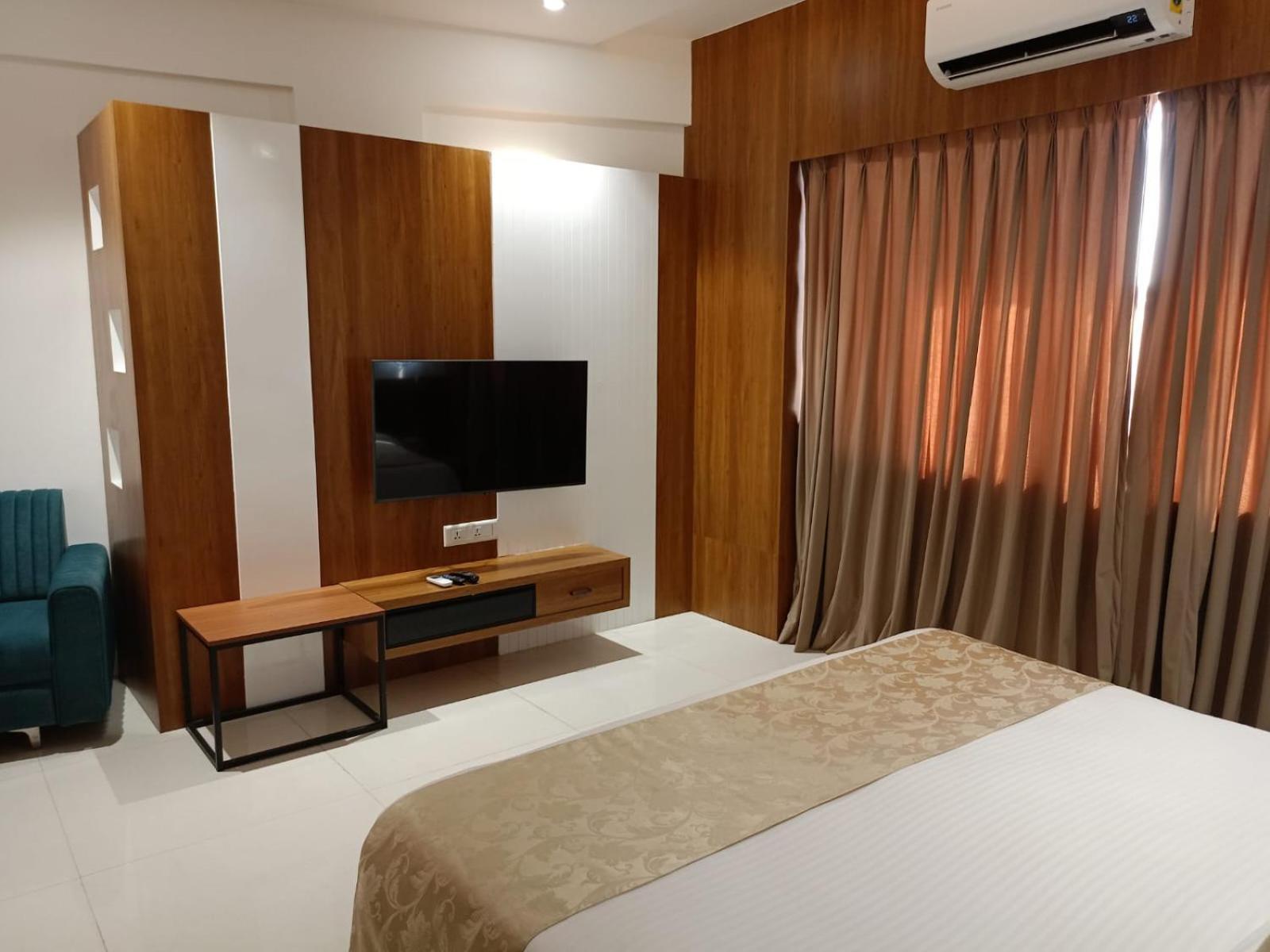 Lords Eco Inn, Ambaji Екстериор снимка