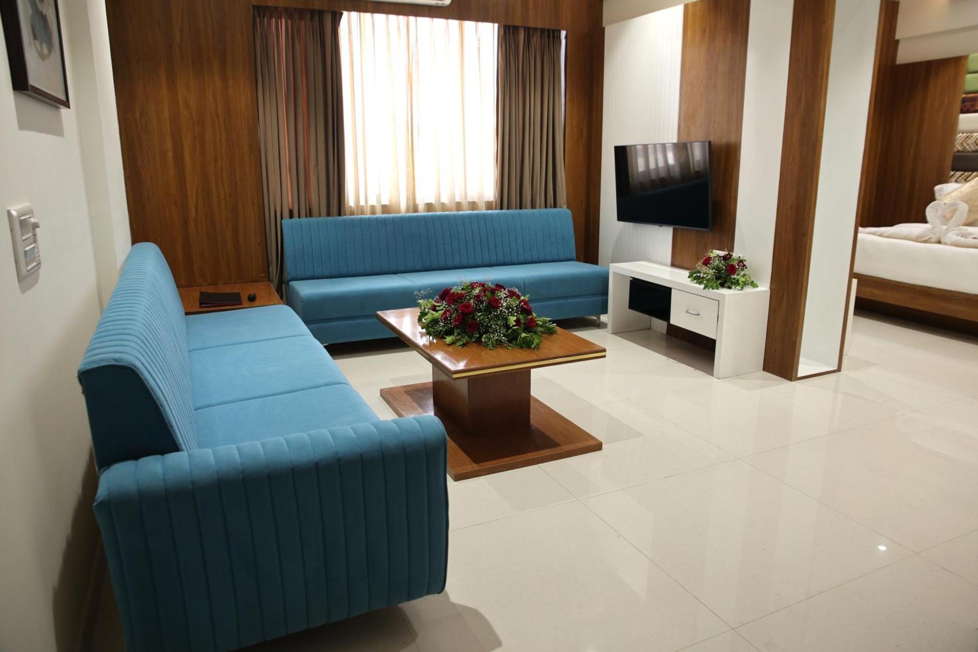 Lords Eco Inn, Ambaji Екстериор снимка