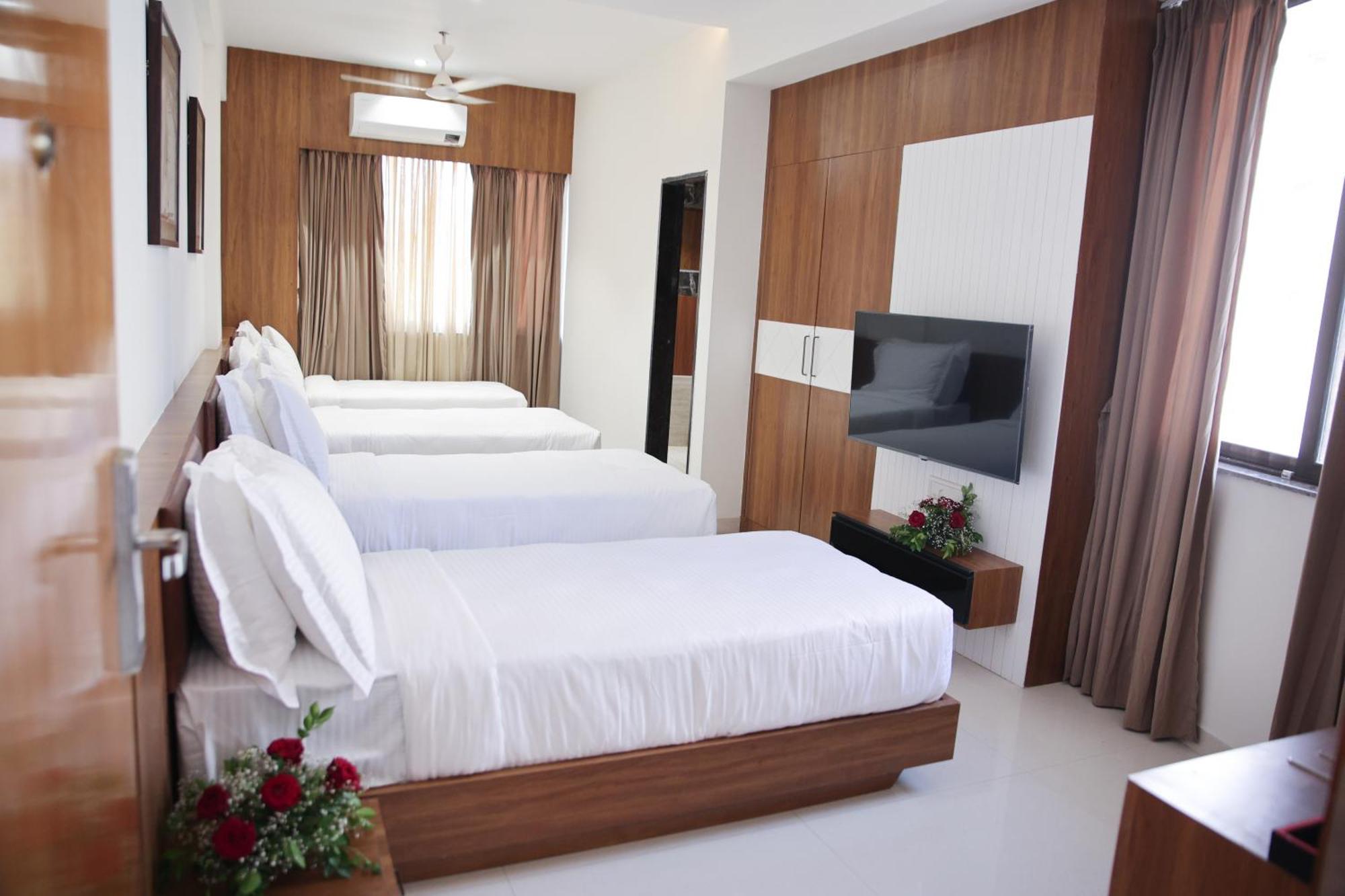 Lords Eco Inn, Ambaji Екстериор снимка