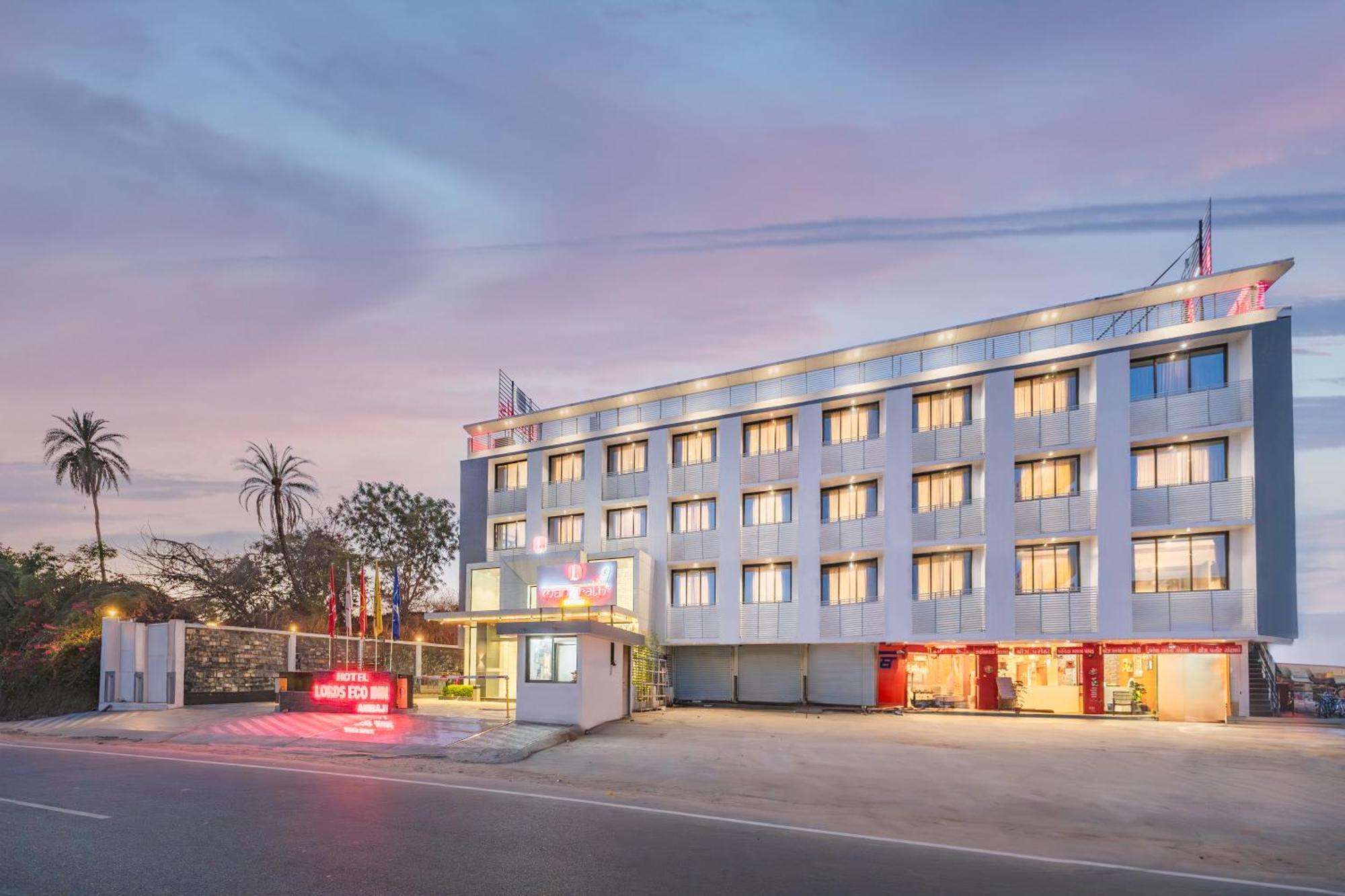 Lords Eco Inn, Ambaji Екстериор снимка