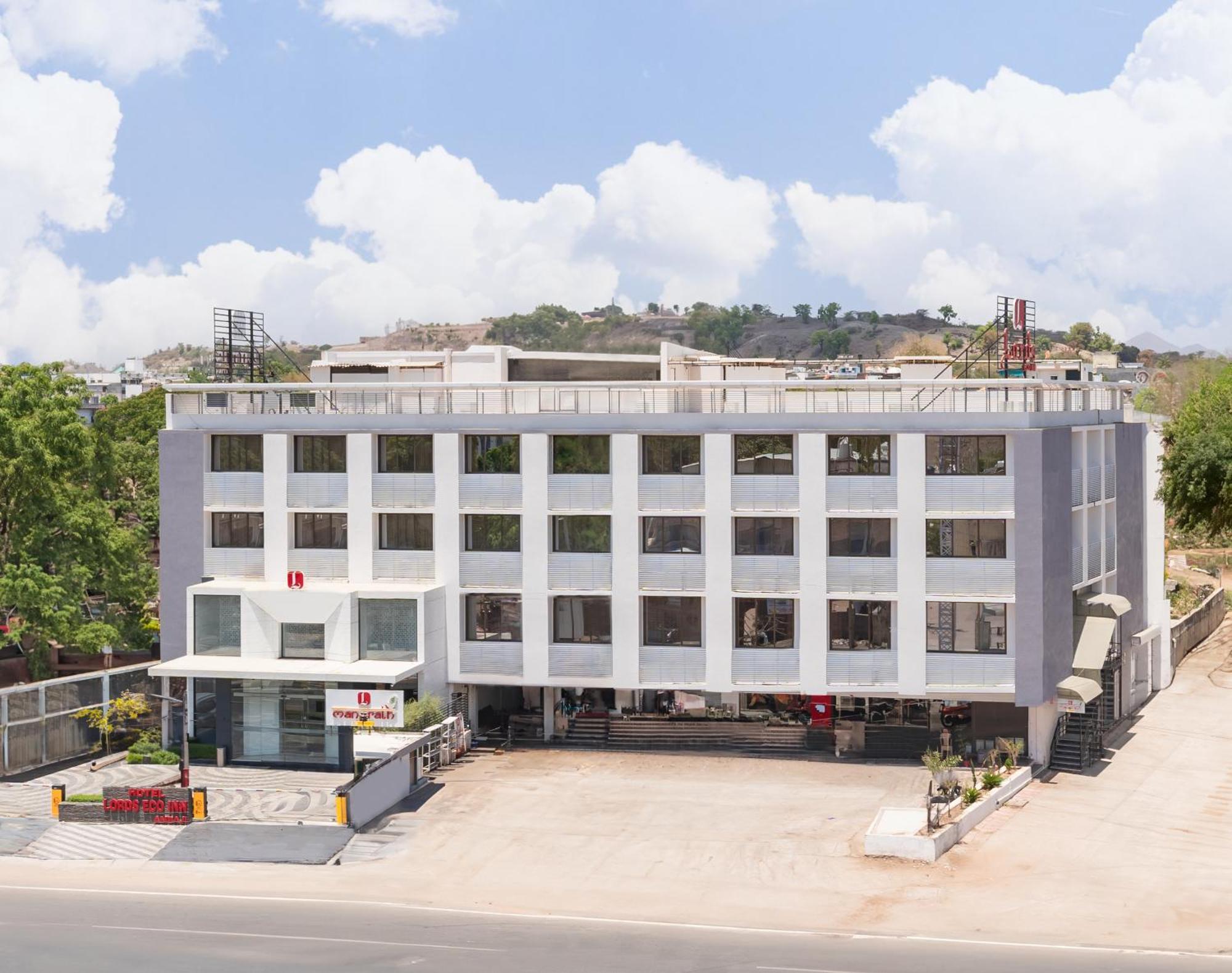Lords Eco Inn, Ambaji Екстериор снимка